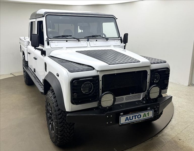 Land Rover Defender 2,5 130 Td5 90kW PO RENOVACI - fotka 3 z 45