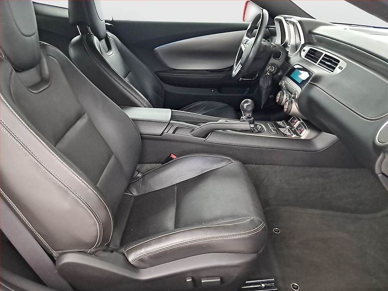 Chevrolet Camaro (2012) 6.2 V8 - fotka 9 z 17