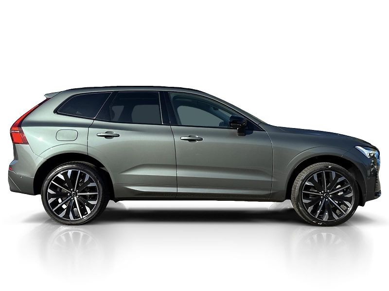Volvo XC60 T8 AWD ULTRA DARK / B&W VZDUCH - fotka 6 z 57