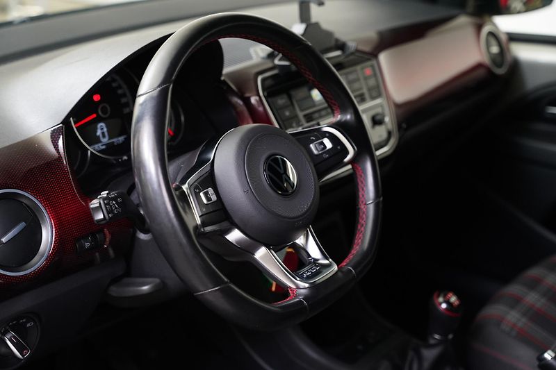 Volkswagen up! - fotka 14 z 25