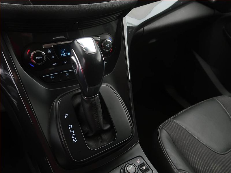 Ford Kuga (2013) Titanium 2.0 TDCi, 4X4 - fotka 16 z 17