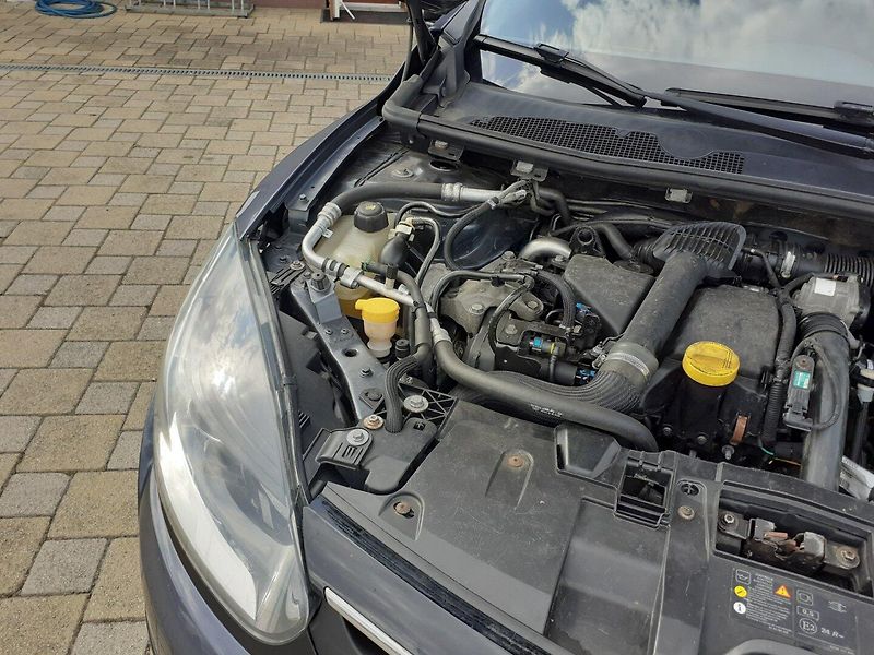 Renault Mégane (2015) KOMBI 1.5 Dci ČR - fotka 24 z 33