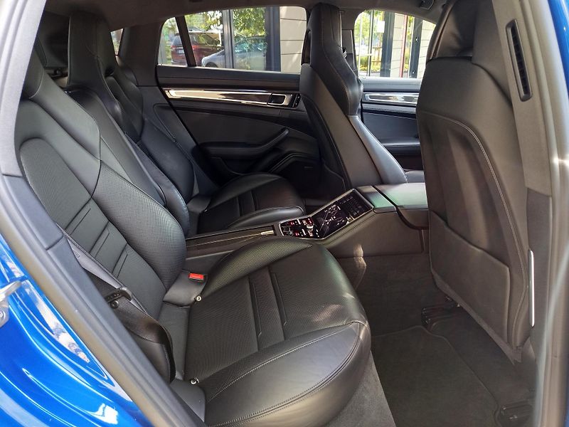 Porsche Panamera 4S diesel, 310 kW - fotka 17 z 28