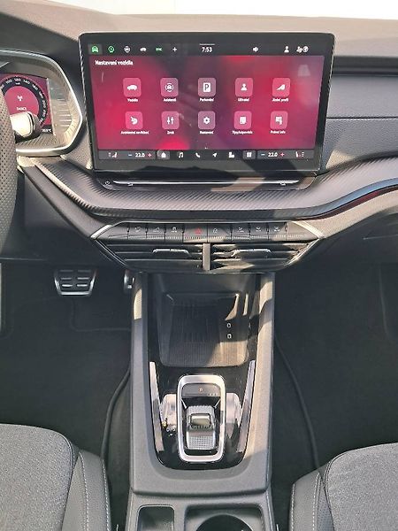 Škoda Octavia (2025) COMBI IV FC SportLine 2.0 TDI - fotka 17 z 31