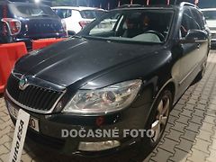 Škoda Octavia (2012) 1.6 TDi, 1.maj, AC, park - fotografie inzerátu