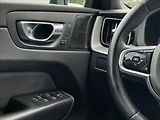 Volvo XC60 2,0 B4 A8 Ultimate Dark LED - náhled 12