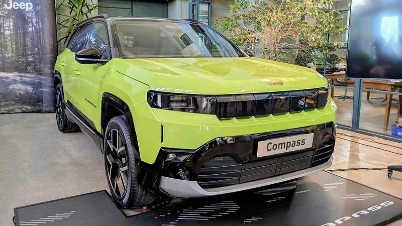 Předprodukční exemplář nové generace Jeepu Compass dorazil do Česka.