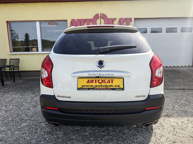 SsangYong Korando 2.0i Výhřev/1.Maj/NAVI - fotka 4 z 26