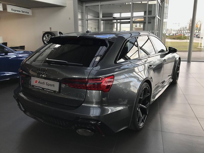 Audi A6 RS6 Performance Quattro 8TT 4, - fotka 3 z 17
