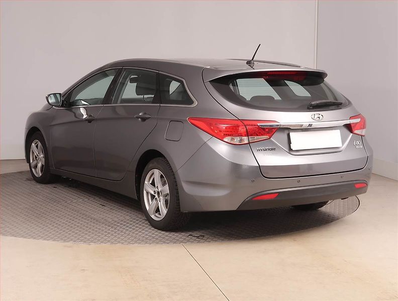 Hyundai i40 (2013) 1.7 CRDi, Tempomat - fotka 4 z 14