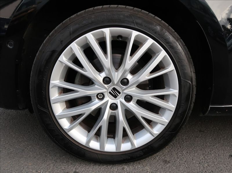 Seat Leon 1,5 TSi,110kW,Xcellence,Serv.k - fotka 25 z 26
