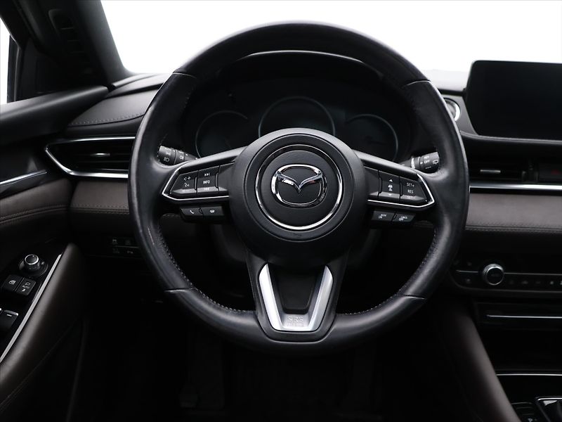 Mazda 6 2,2 D 135KW Revolution TOP CZ - fotka 14 z 29