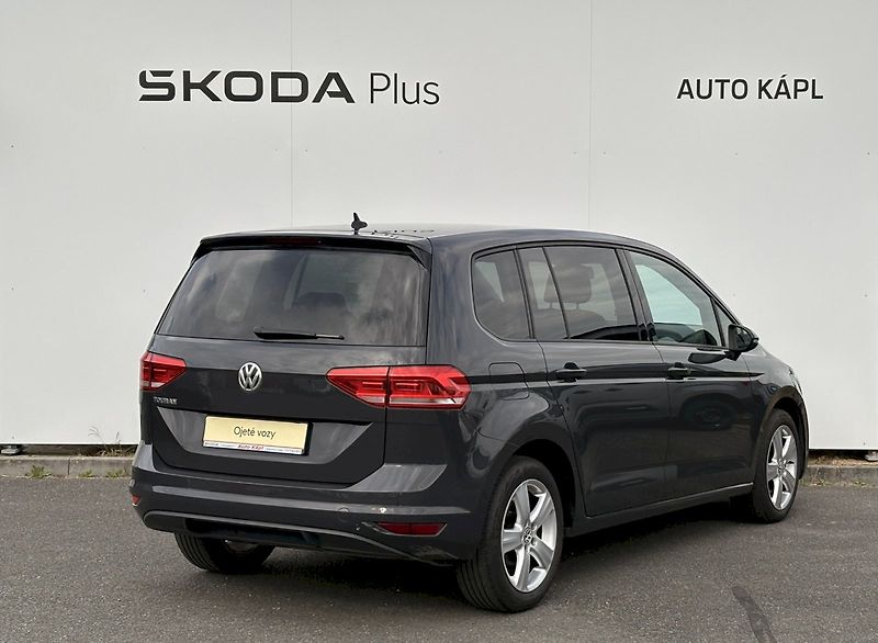 Volkswagen Touran (2018) 1.6 TDI 85kW - fotka 2 z 24
