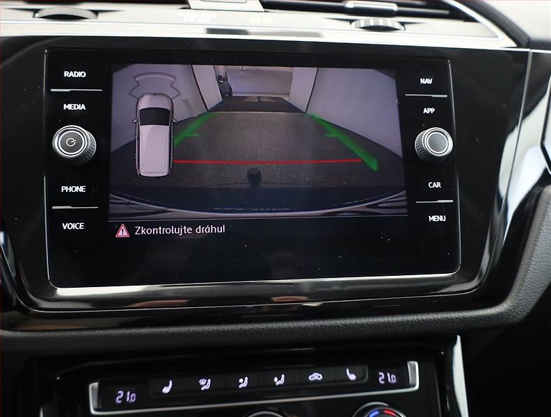 Volkswagen Touran (2019) 2.0 TDI, 7 míst, Serv.kniha - fotka 12 z 17