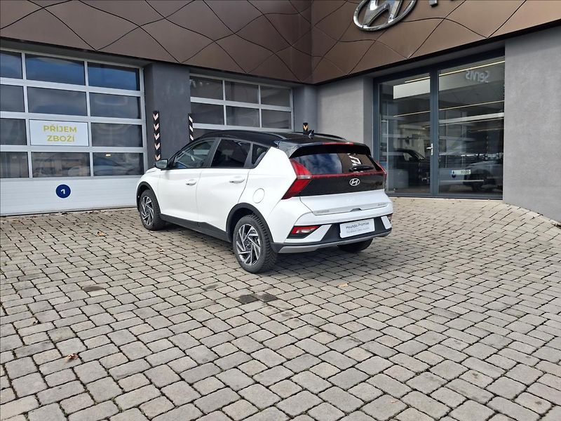 Hyundai Bayon 1,0 T-GDI DCT SMARTCLI - fotka 18 z 20