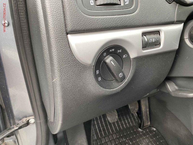 Škoda Yeti (2012) 1.4 TSi, Ambition - fotka 15 z 17