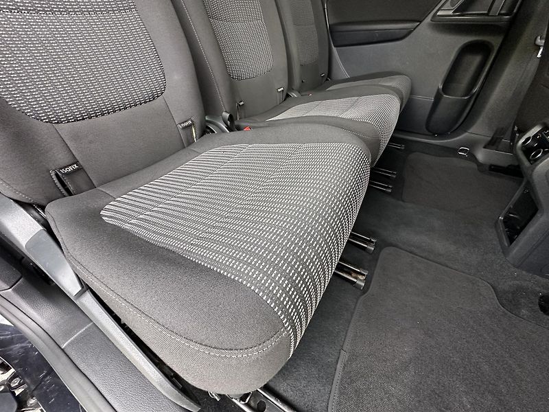 Seat Alhambra (2017) STYLE 1.4/110kW*7.Míst.*2.Maj. - fotka 26 z 44