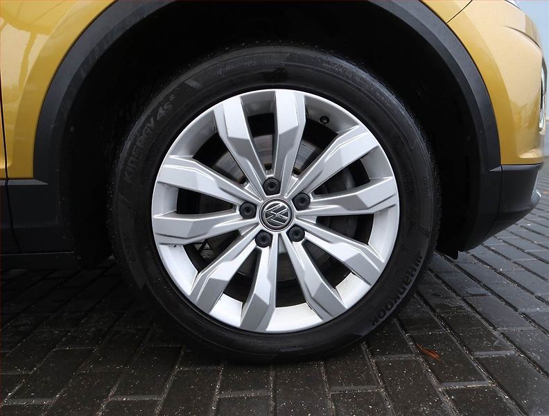 Volkswagen T-Roc (2018) 2.0 TDI 4Motion, 4X4, Automat - fotka 15 z 20
