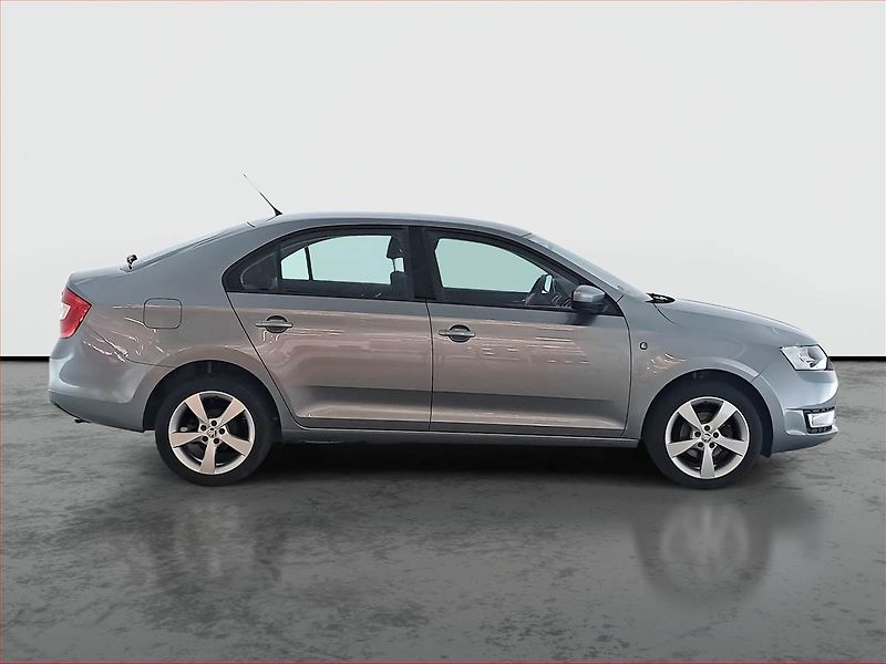 Škoda Rapid (2013) 1.2 TSI, Tempomat - fotka 6 z 15