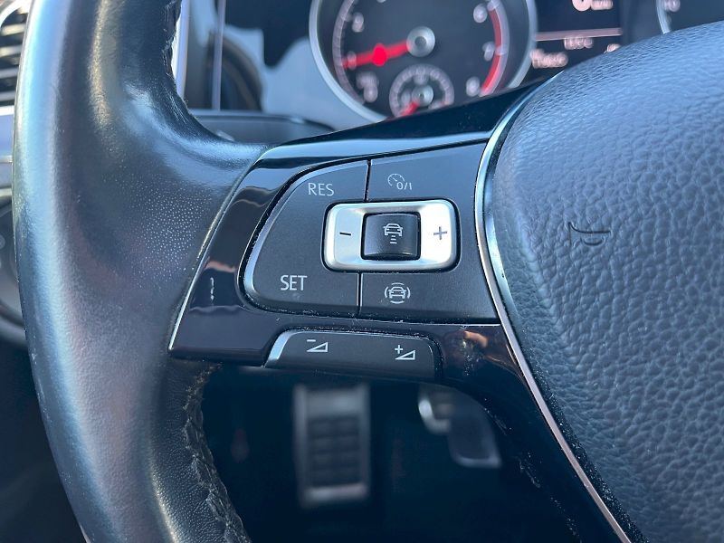Volkswagen Golf (2020) VARIANT CL 1,0 TSI BMT OPF 6G - fotka 29 z 32