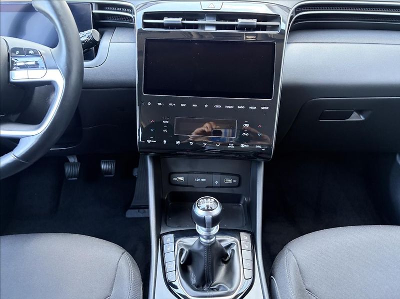Hyundai Tucson 1,6 T-GDI  Smart Navi - fotka 13 z 25