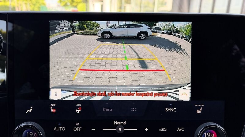 Lexus NX 350h 350H 2,5 HEV EXECUTIVE TOP - fotka 8 z 27