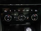 Škoda Superb 2,0 TDI 140kW DSG 4x4 CZ L&K - náhled 27
