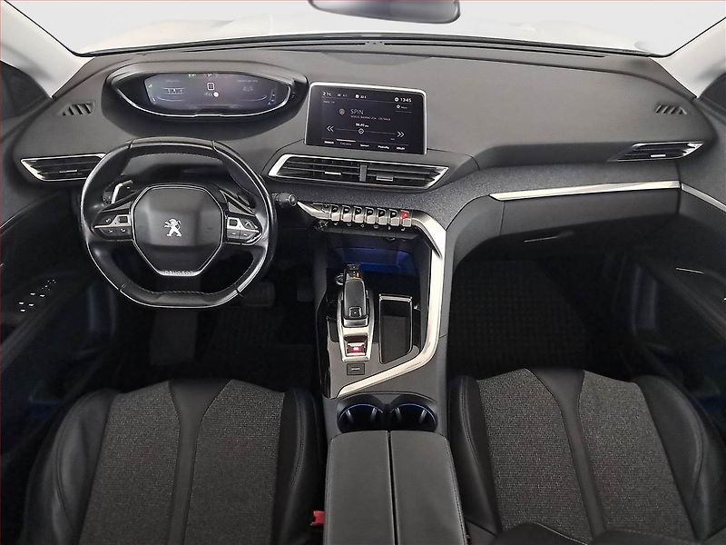 Peugeot 3008 (2017) 1.6 BlueHDi, Automat - fotka 8 z 20