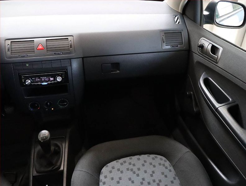 Škoda Fabia (2007) 1.2 12V, nová STK, Tažné - fotka 8 z 15