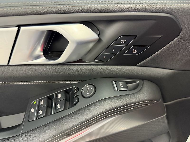 BMW X5 40d xDrive M-PAKET, LED. DRIVE - fotka 25 z 29