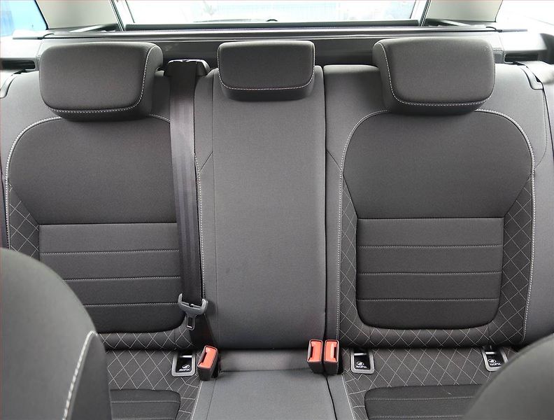 Škoda Fabia (2022) 1.0 TSI, Serv.kniha - fotka 10 z 17