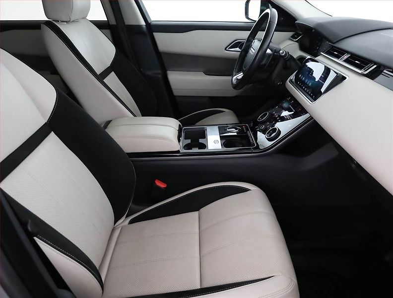 Land Rover Range Rover Velar (2018) D300 - fotka 7 z 23