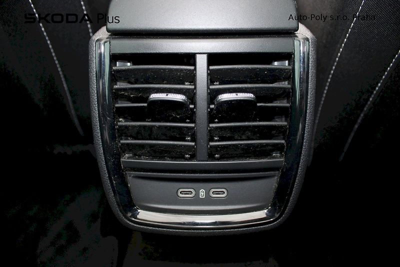 Škoda Scala (2025) 1.0 TSI 85 kW Monte Carlo - fotka 23 z 25