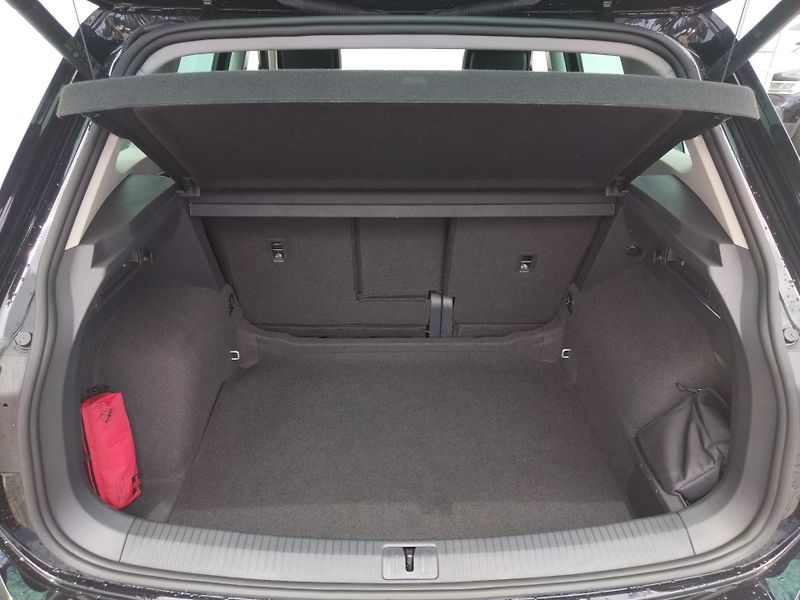 Volkswagen Tiguan Life 1.5 TSI 110kW - fotka 7 z 27