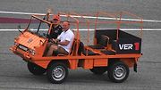 Max Verstappen při přehlídkové jízdě na Velké ceně Rakouska 2023.