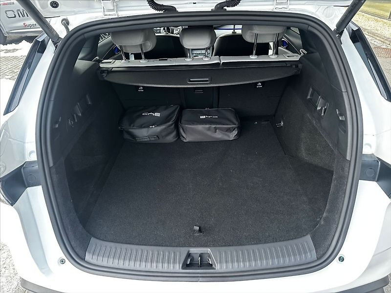 BYD Seal 6 (2025) 1,5   DM-i Touring COMFORT LIT - fotka 11 z 15