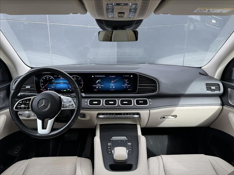 Mercedes-Benz GLE 2,0 300d 4MATIC 200KW ČR DPH - fotka 14 z 36