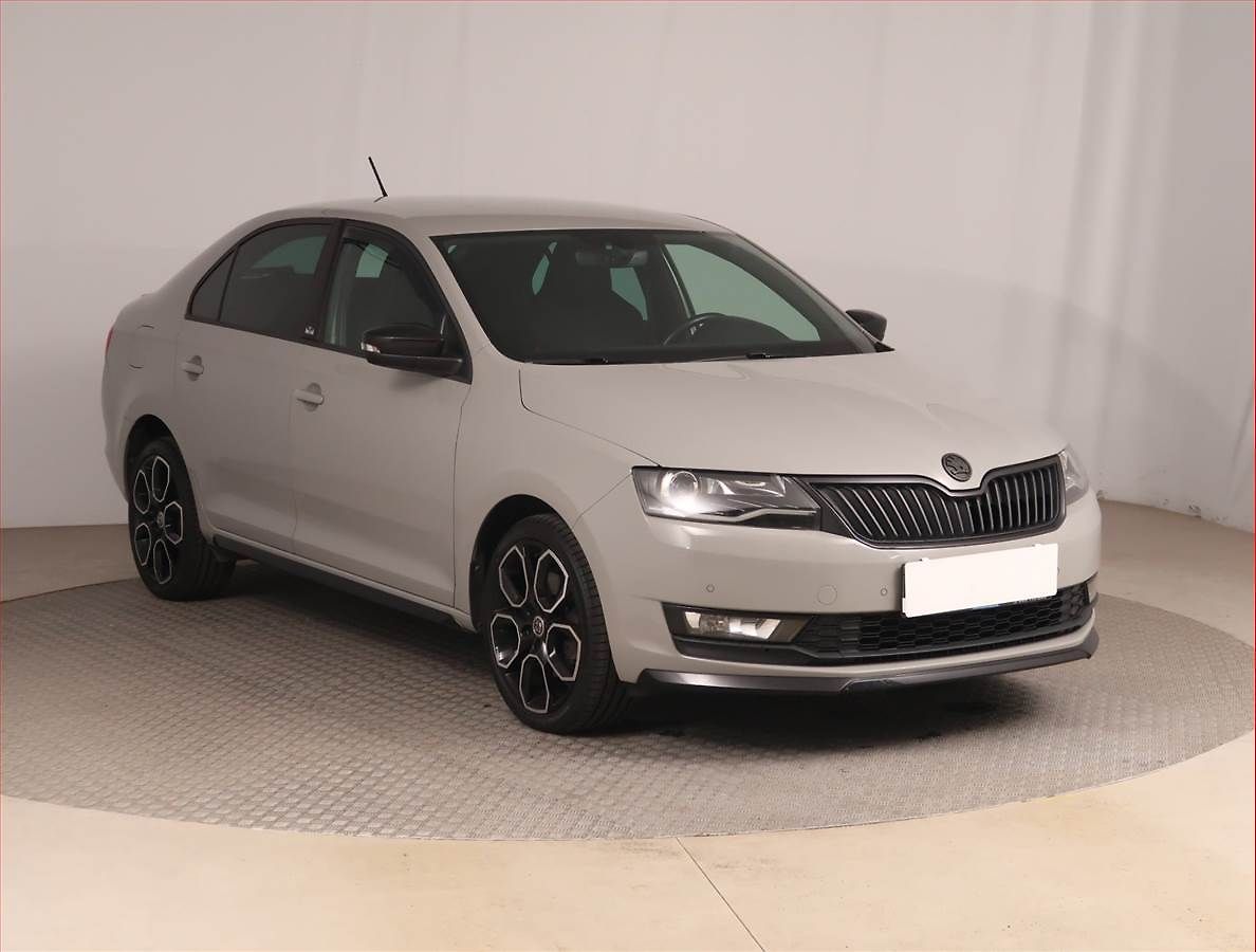 Škoda Rapid Monte Carlo 1.0 TSI, Bi-Xenony