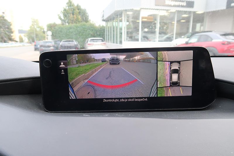Mazda 3 2,0 X186 AT AWD, Bose,360°kam. - fotka 26 z 29