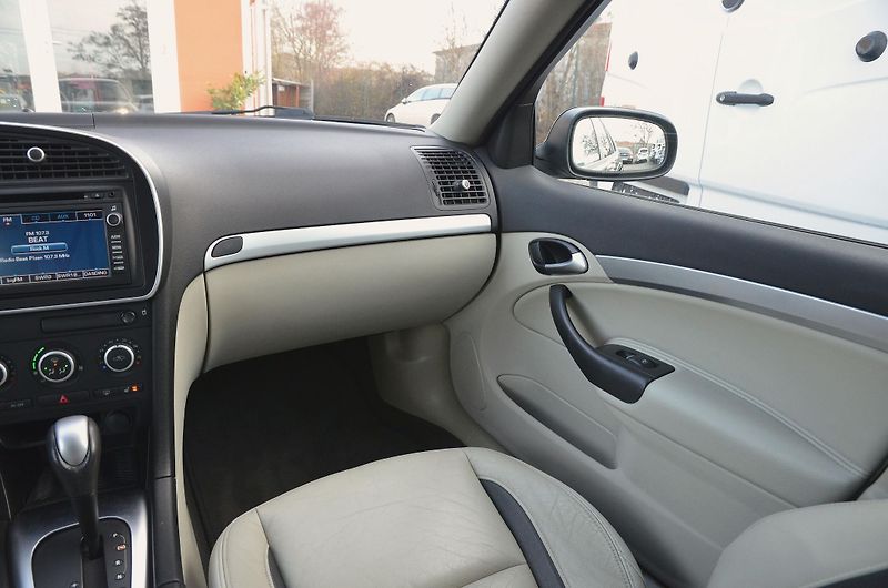 Saab 9-3 (2007) AERO 2.8 V6 Turbo 202kW - fotka 27 z 42