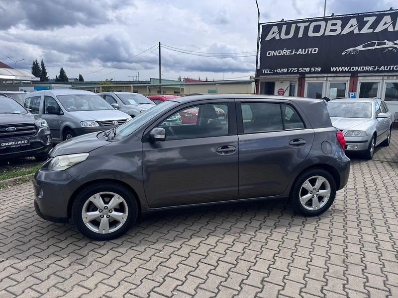 Toyota Urban Cruiser (2010) 1,3i 74 KW SPOJKA STK - fotka 3 z 45