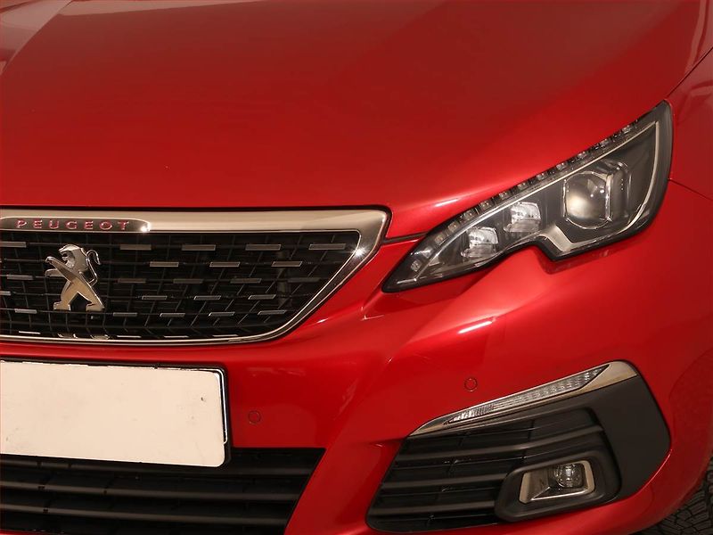 Peugeot 308 (2019) GT Line 1.2 PureTech - fotka 19 z 19