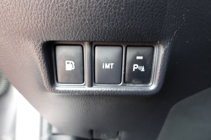 Toyota C-HR 1,2 T 6M/T Active Htd seats - fotka 20 z 32