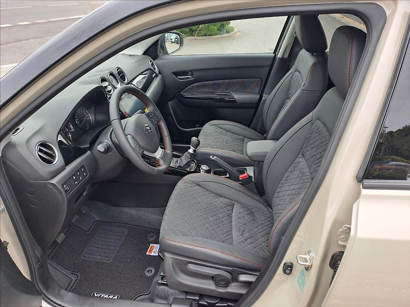 Suzuki Vitara (2026) 1,4 Elegance AllGrip MY25 - fotka 8 z 20