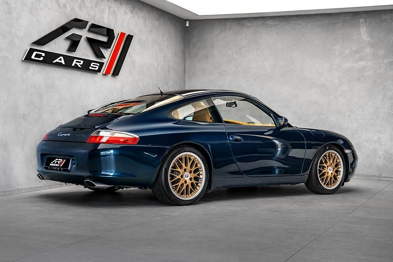 Porsche 911 911 Carrera 996 - fotka 5 z 19