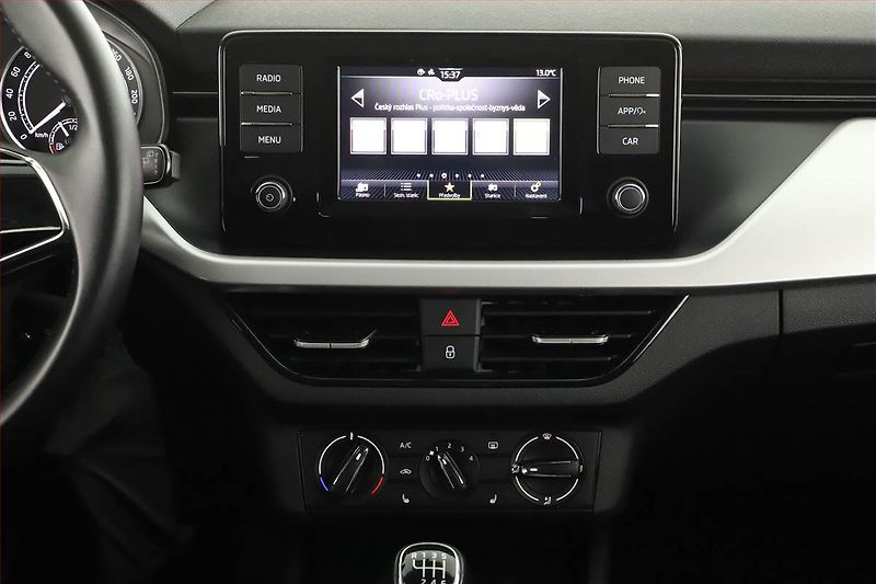 Škoda Scala (2021) Joy 1.0 TSI, Tempomat - fotka 15 z 18