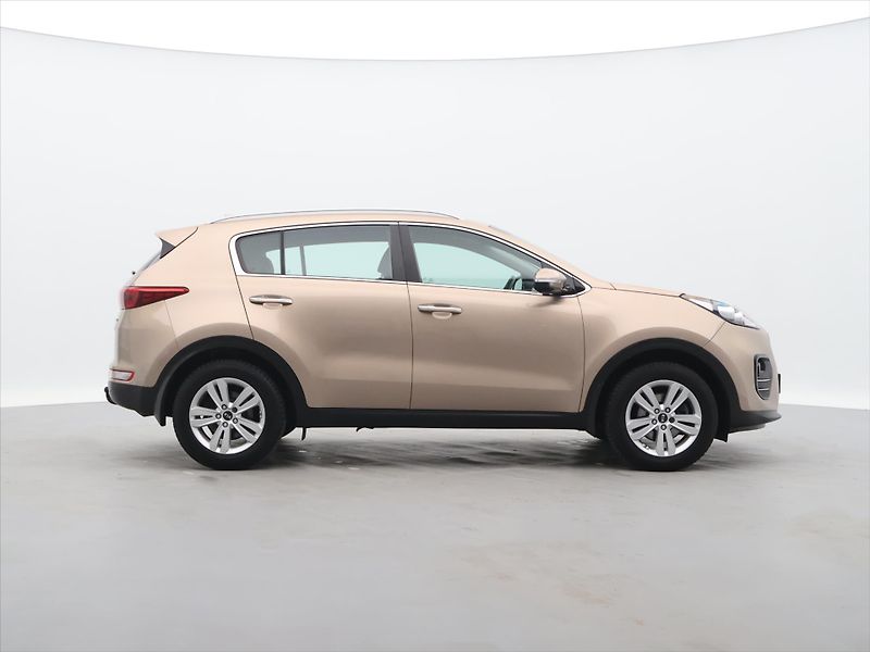 Kia Sportage 1,7 CRDI 85kW Comfort CZ - fotka 8 z 33