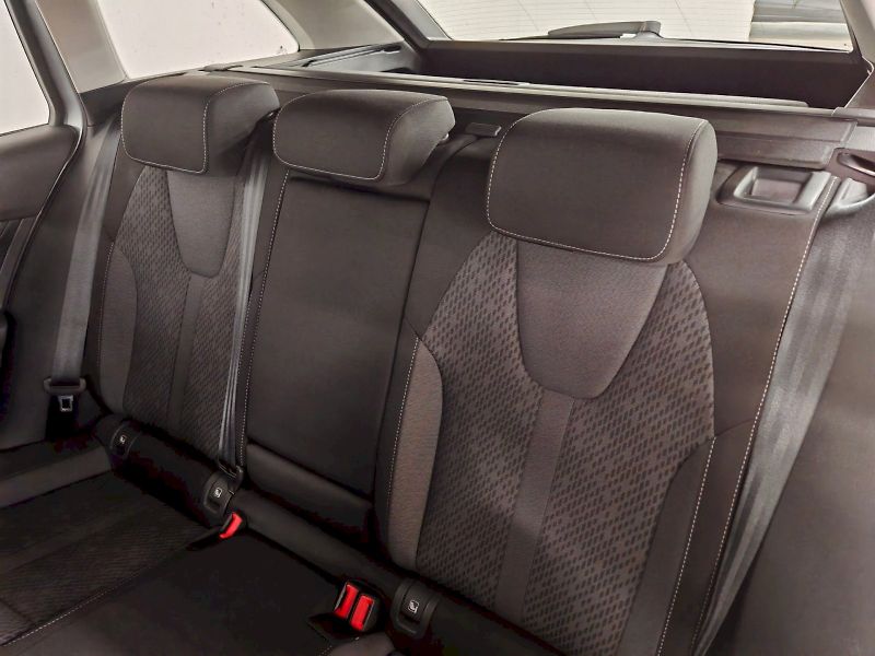 Škoda Octavia (2022) 2.0 TSI 140 kW DSG 4x4 Style P - fotka 24 z 30
