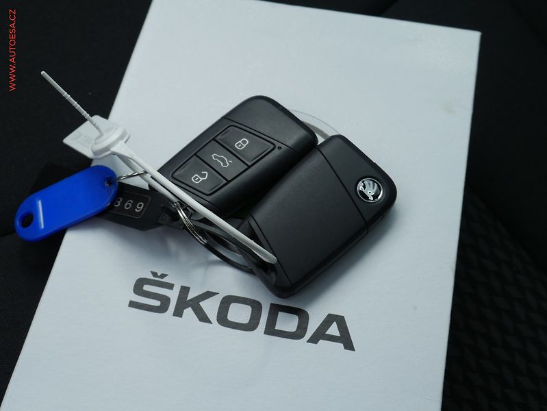 Škoda Fabia (2022) 1.0 TSI, 1.maj,ČR, Style, LED - fotka 19 z 20