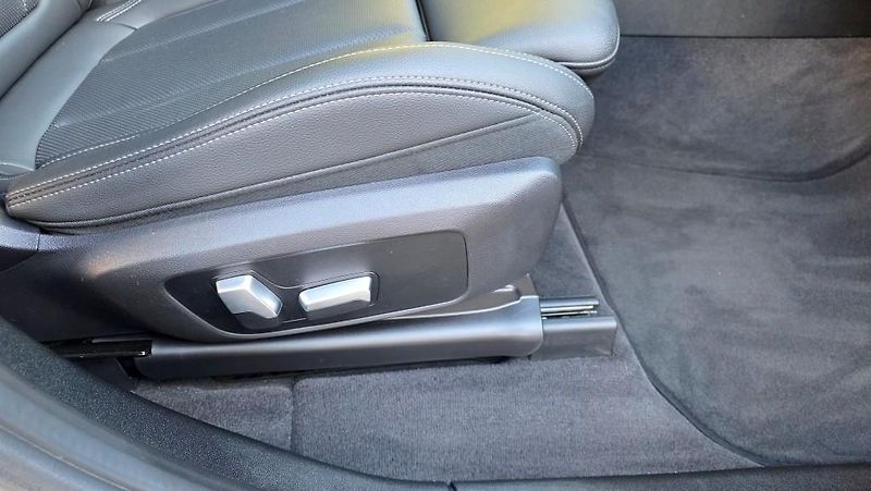 BMW iX3 (2022) M-Sport 210kW 80kWh SoH96,3% - fotka 15 z 56